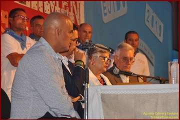 El Ejido inició esta noche sus fiestas patronales en honor de San Pedro y la Virgen del Carmen con el pregón y  varios reconocimientos (Foto TA y TF)